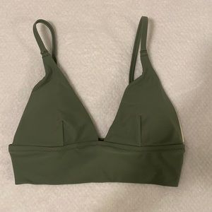 NWT Aerie Triangle Bikini Top